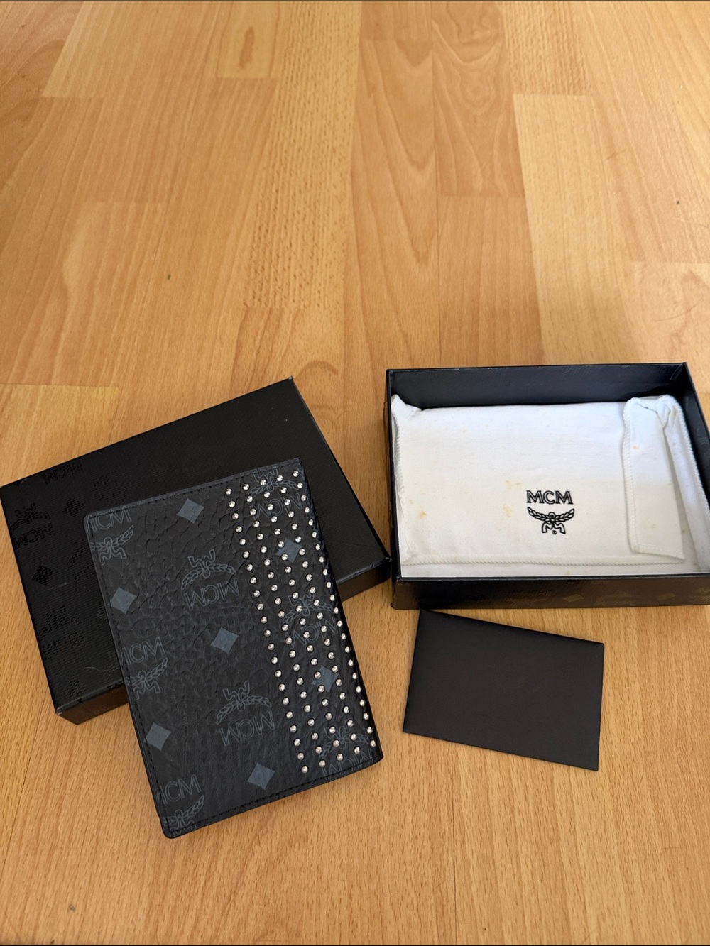 Mcm organizer